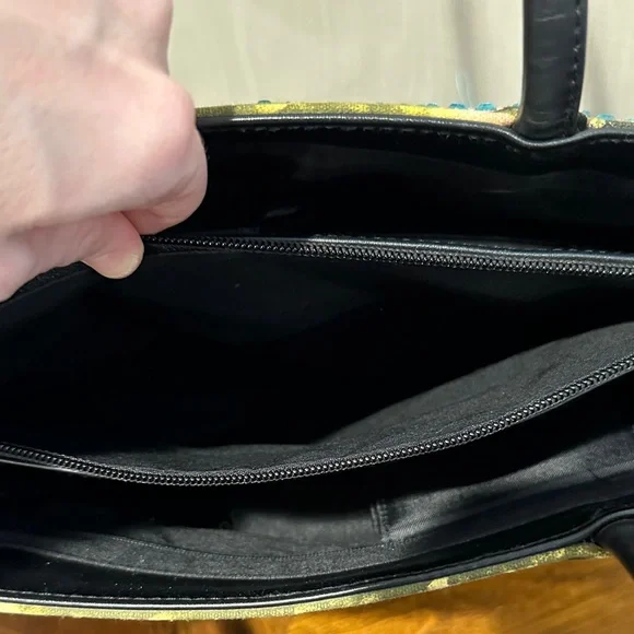 🚨🚨SOLD🚨🚨Colorful Graphic Women Bag - Picture 10 of 13